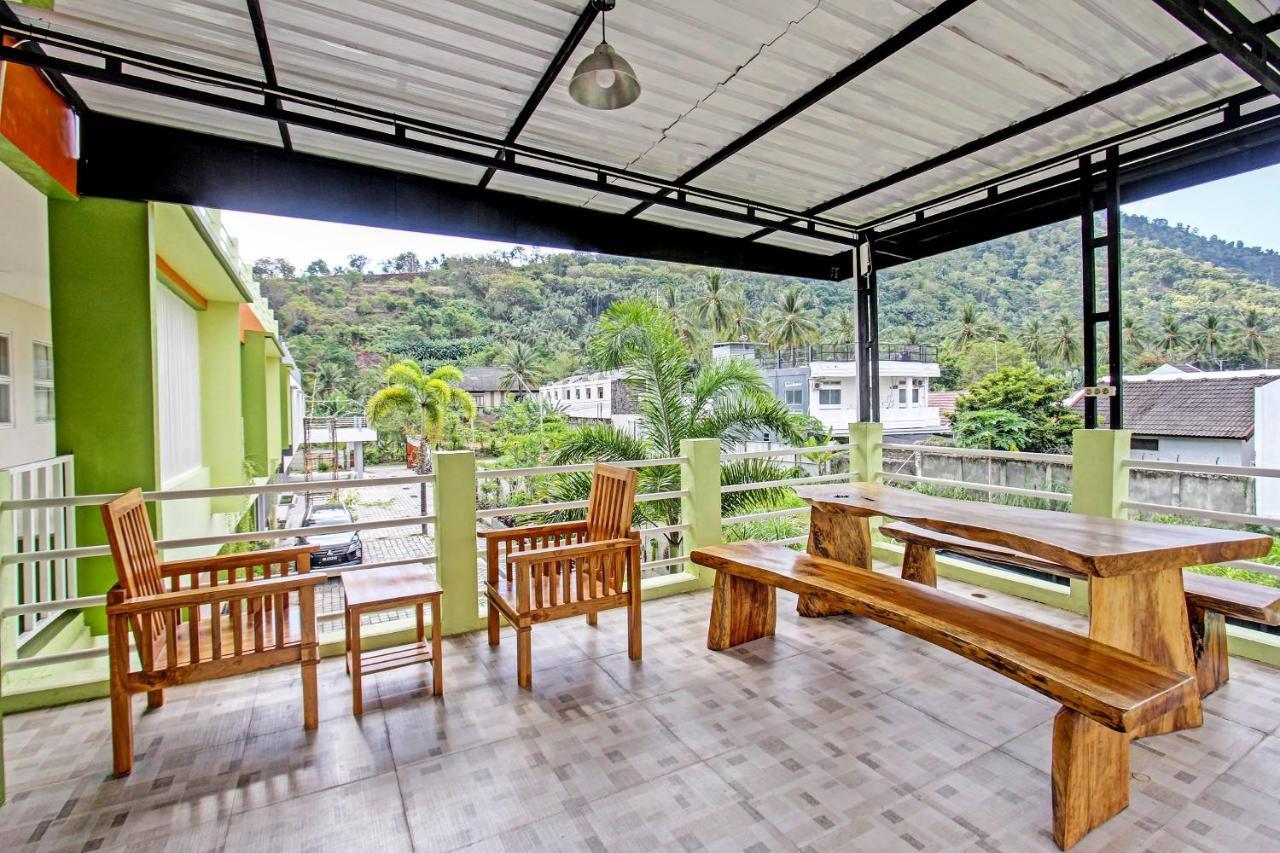 Capital O 91384 Rintaka Residence Senggigi Exteriör bild